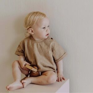 Kidwild Organic Boxy Tee in Almond Melange, NWT, Size 0-3 months